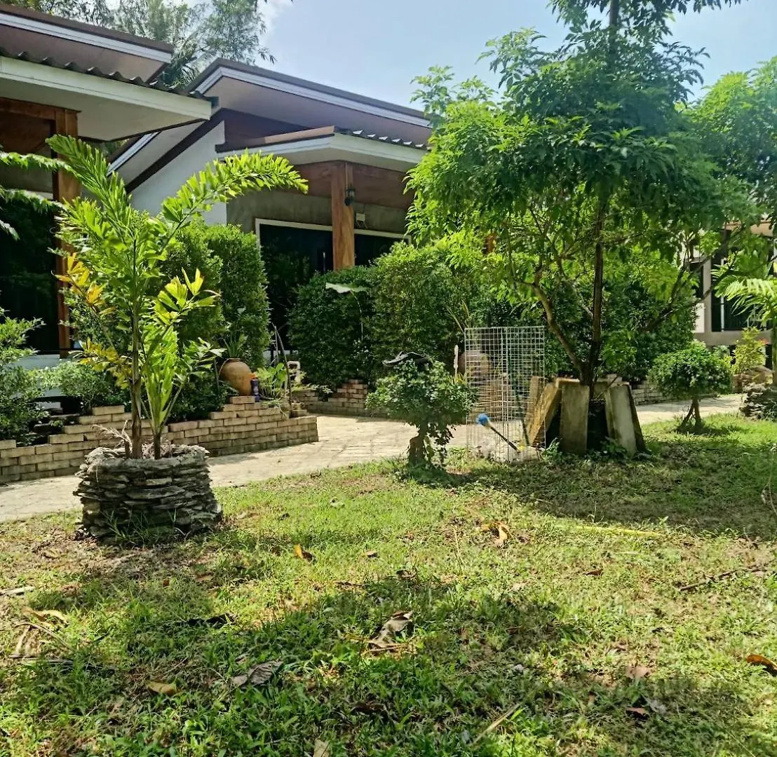 Lanta Buddy Bungalow Ko Lanta 0*,  Tailandia